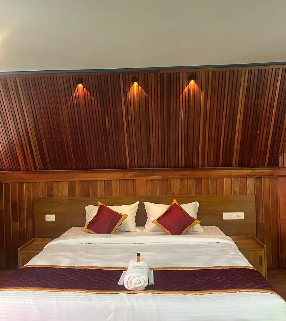 River Valley Huts, Wayanad Panamaram 0*,