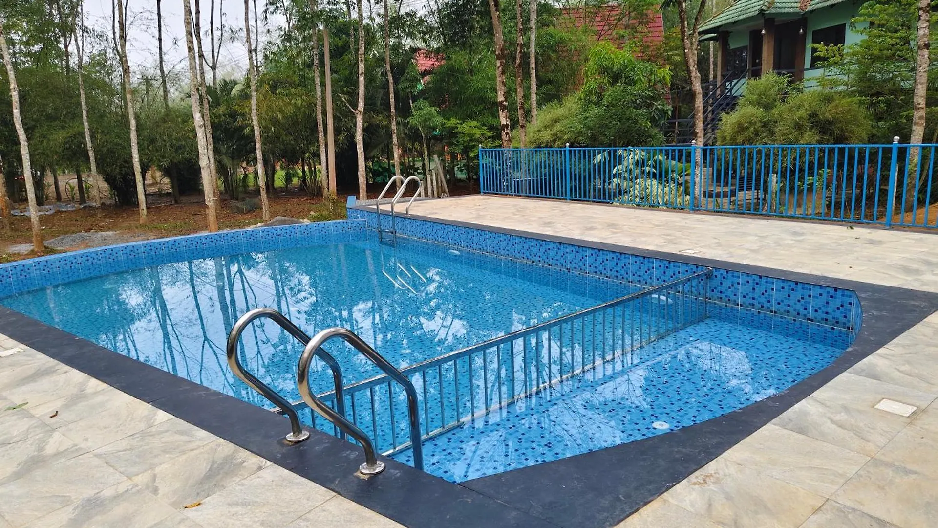 River Valley Huts, Wayanad Panamaram 0*,